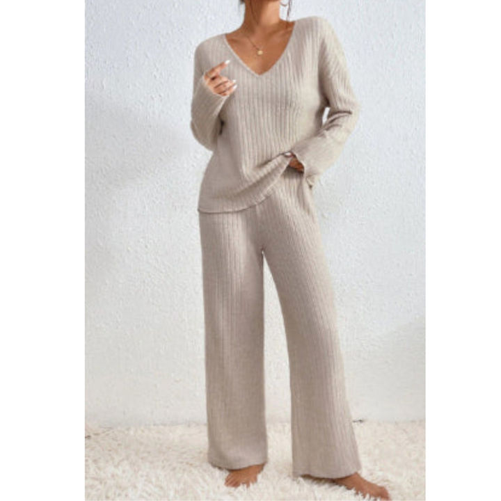 Esméa™ Relaxed Elegance Set