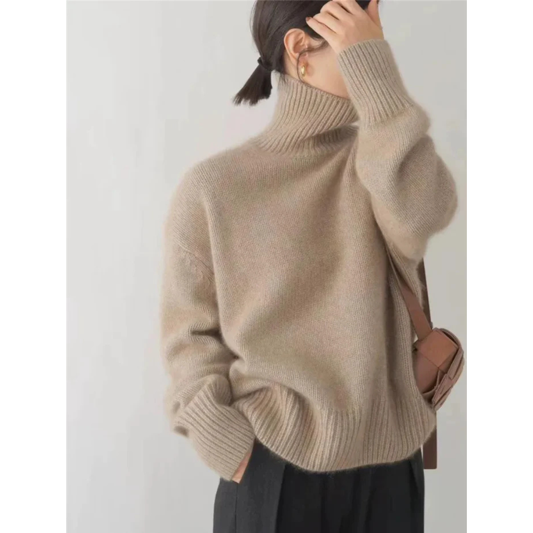 Lisa |  Cashmere High Neck Sweater