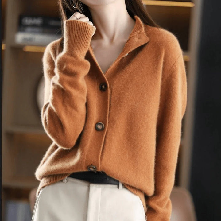 SELUNE™ | Soft Wool and Cashmere Cardigan