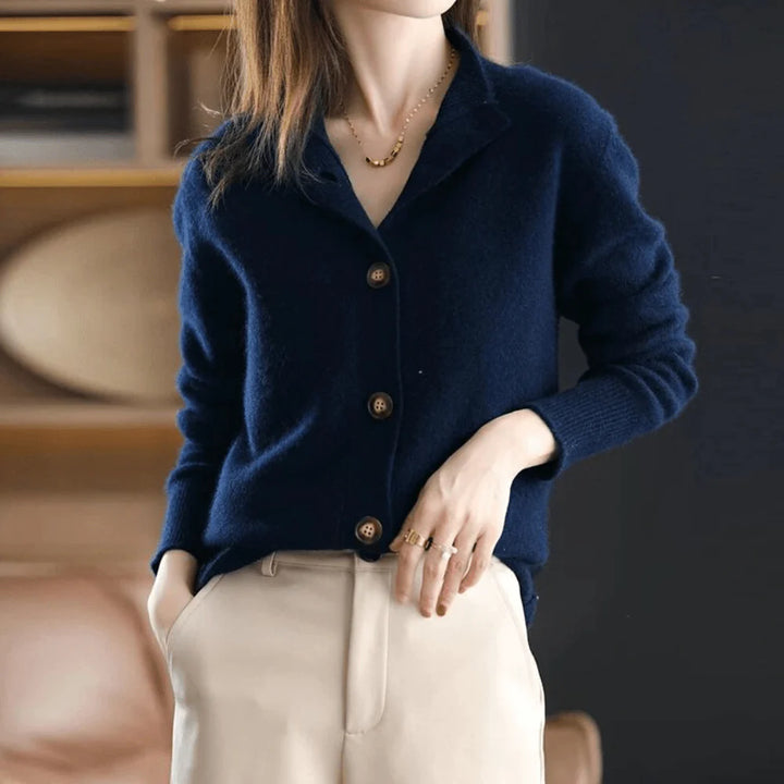 SELUNE™ | Soft Wool and Cashmere Cardigan